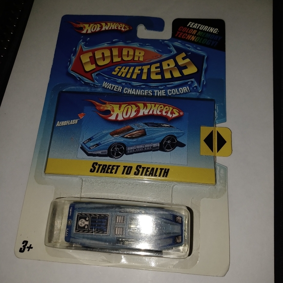 Hot Wheels Color Shifter collector cars! - Picture 5 of 5